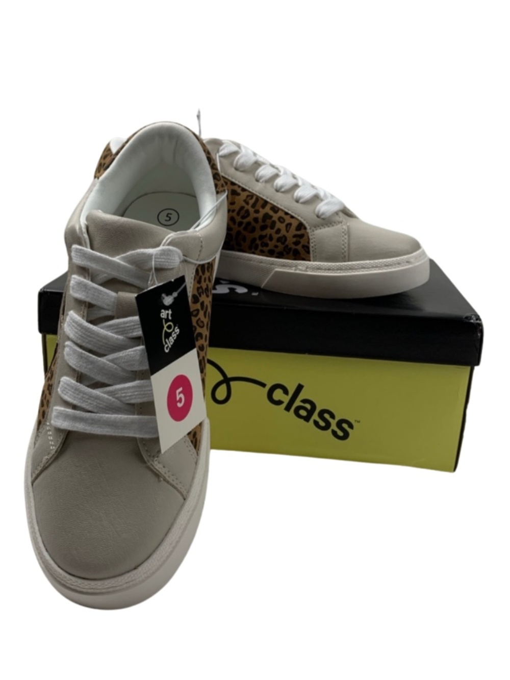 Leopard and Stars Kaitlyn Sneakers Girls Size 5 Animal Print Casual